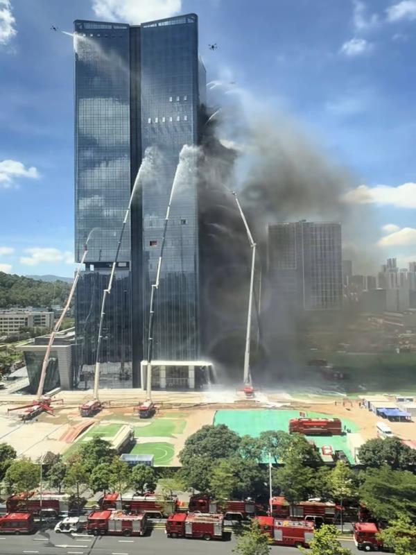 无人机如何扑灭摩天大火？揭秘“应急使命·2025”背后的力量！